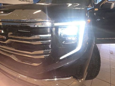 Used 2023 GMC Sierra 1500 SLT w/ SLT Premium Plus Package AWD/4WD image 26