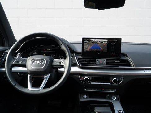 Certified 2025 Audi Q5 2.0T Premium w/ Convenience Plus Package image 22