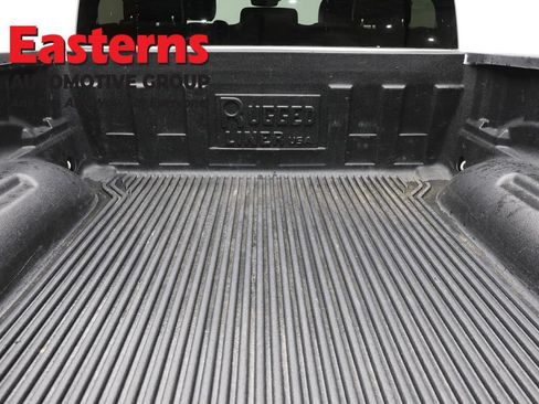 Used 2024 RAM 1500 Laramie AWD/4WD image 9