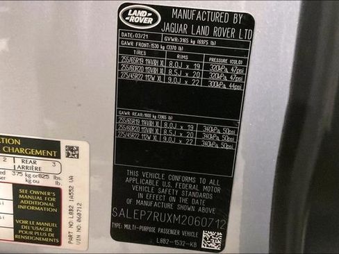 Used 2021 Land Rover Defender 110 SE image 35