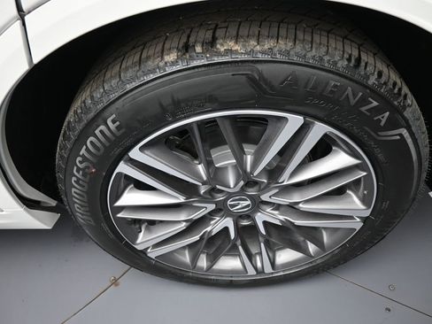 New 2025 Acura MDX Advance Package image 15