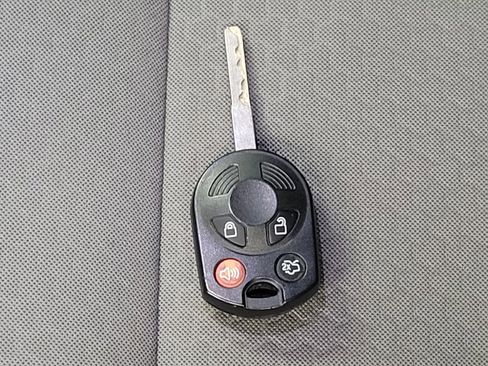 Used 2018 Ford Escape SE w/ SE Sync 3 Package FWD image 32