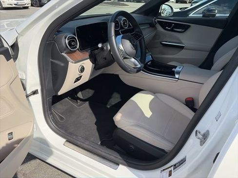 Used 2025 Mercedes-Benz C 300 Sedan image 6