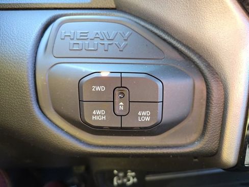 Certified 2025 RAM 2500 Big Horn AWD/4WD image 19