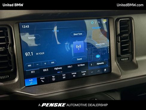 Used 2025 Ford Bronco Badlands image 8