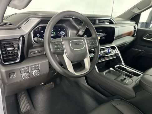 New 2026 GMC Sierra 2500 Denali w/ Denali Reserve Package AWD/4WD image 12