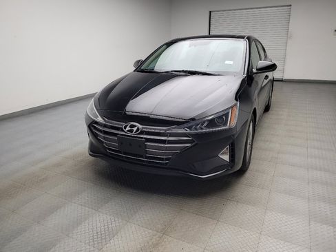 Used 2020 Hyundai Elantra Value Edition w/ Winter Weather Package FWD image 15