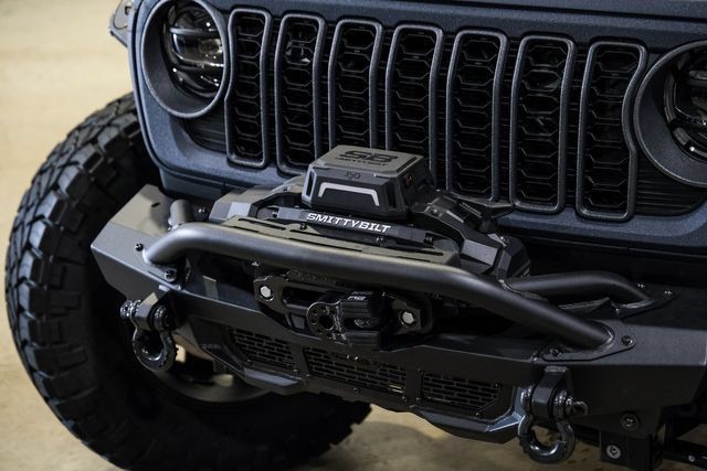 Used 2025 Jeep Gladiator Sport AWD/4WD image 24