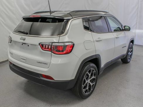 Used 2024 Jeep Compass Limited AWD/4WD image 11