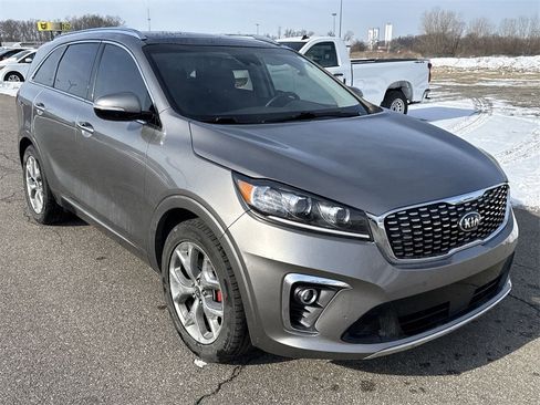 Used 2019 Kia Sorento SX image 2