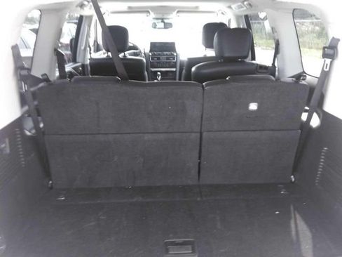 Certified 2024 Nissan Armada SL w/ Captain's Chairs Package AWD/4WD image 8