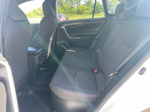 Certified 2021 Toyota RAV4 SE AWD/4WD image 28