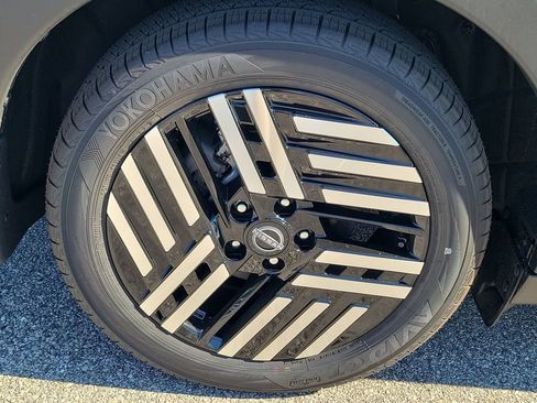 New 2026 Nissan Leaf SV+ w/ Floor Mat Package (SV+) image 6