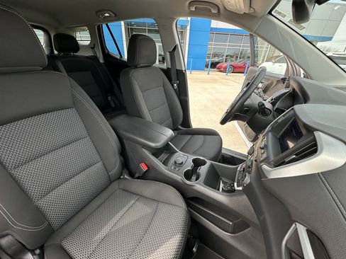 Used 2023 GMC Terrain SLE w/ Driver Convenience Package AWD/4WD image 35
