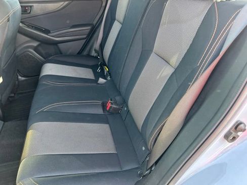 Used 2018 Subaru Crosstrek 2.0i Premium w/ Moonroof Package AWD/4WD image 9