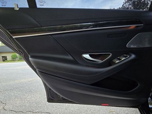 Used 2019 Mercedes-Benz S 560 S 560 image 16