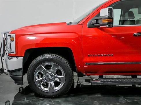Used 2017 Chevrolet Silverado 1500 LTZ w/ Max Trailering Package image 6