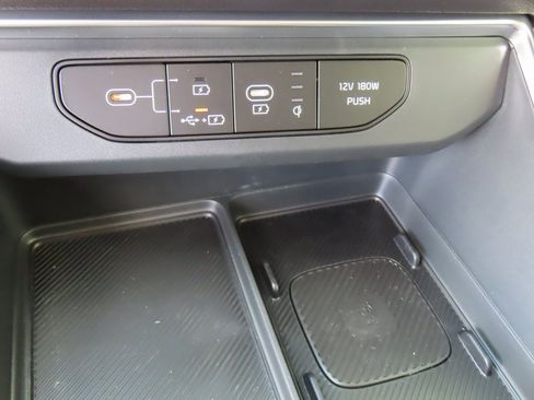 New 2026 Kia Carnival SX Prestige image 12