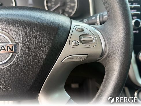 Used 2016 Nissan Murano Platinum w/ Platinum Technology Package FWD image 33