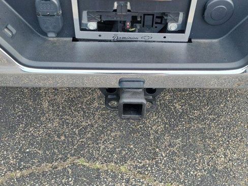 Used 2022 Chevrolet Silverado 1500 LT AWD/4WD image 11