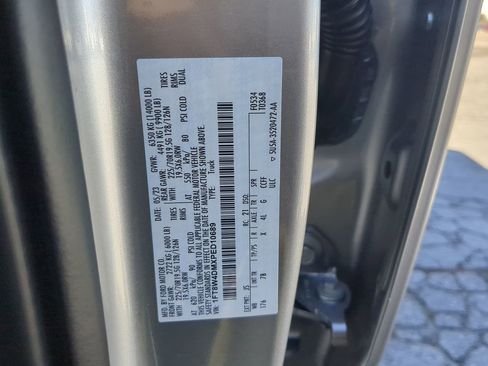 Used 2023 Ford F450 Platinum w/ FX4 Off-Road Package image 29