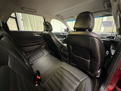 Used 2015 Ford Edge SEL w/ Equipment Group 201A image 19