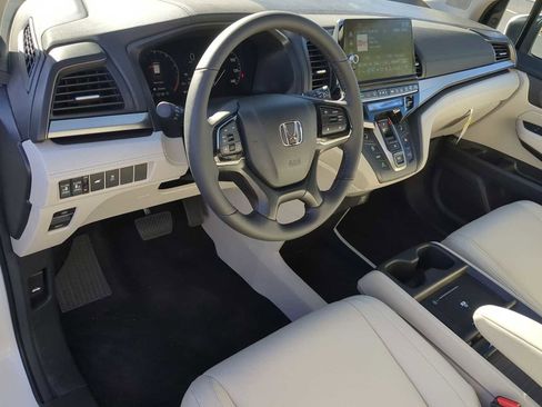 New 2026 Honda Odyssey EX-L image 15