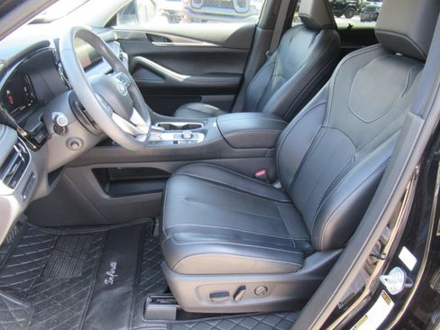 Used 2023 INFINITI QX60 Luxe FWD image 16