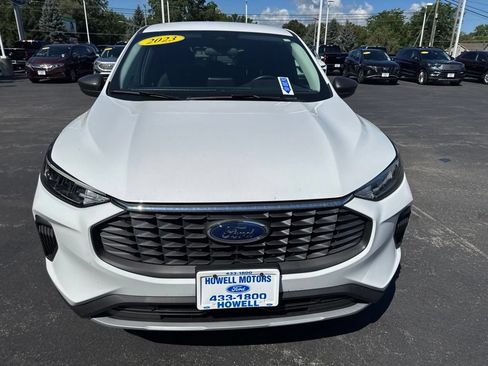 Used 2023 Ford Escape Active AWD/4WD image 2