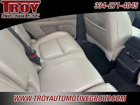 Used 2013 Ford Explorer XLT image 19