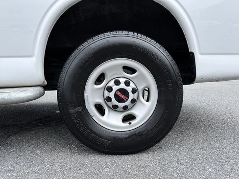 Used 2024 GMC Savana 2500 w/ Driver Convenience Package RWD image 30