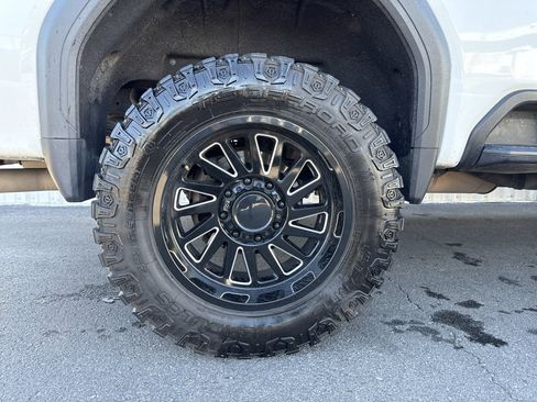 Used 2020 GMC Sierra 2500 SLT w/ SLT Premium Plus Package image 42