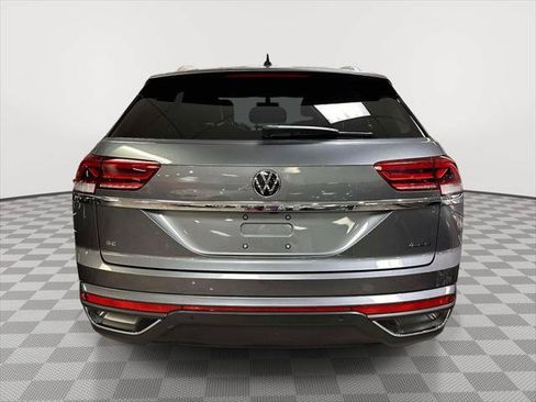 Used 2023 Volkswagen Atlas Cross Sport SE w/ Black Wheel Package AWD/4WD image 3