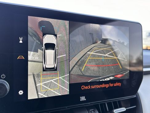 New 2025 Toyota RAV4 Limited image 30