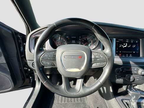 Used 2023 Dodge Charger SXT w/ Blacktop Package image 9