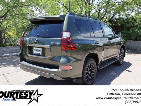 Used 2022 Lexus GX 460 w/ Black Line Special Edition AWD/4WD image 6