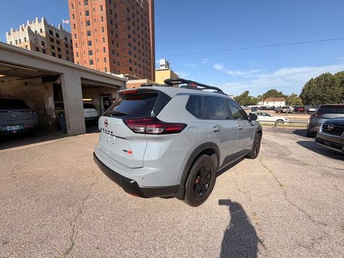 Certified 2025 Nissan Rogue SV w/ Rock Creek Premium Package AWD/4WD image 8