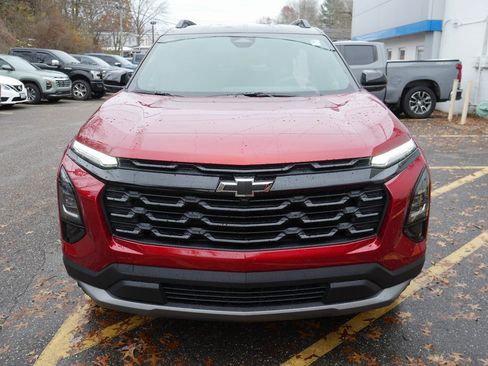 New 2026 Chevrolet Equinox LT image 3