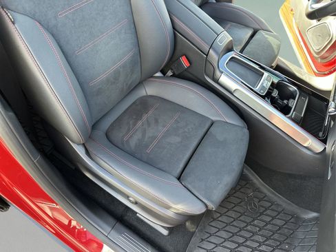 Used 2024 Mercedes-Benz EQB 300 4MATIC image 18