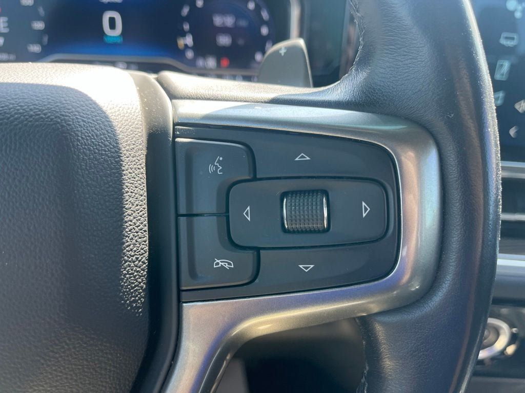 Used 2022 Chevrolet Silverado 1500 LT AWD/4WD image 33