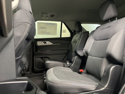 New 2026 Ford Explorer Active image 30