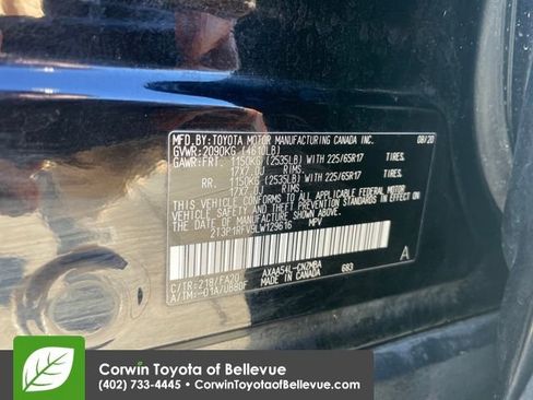 Used 2020 Toyota RAV4 XLE image 28