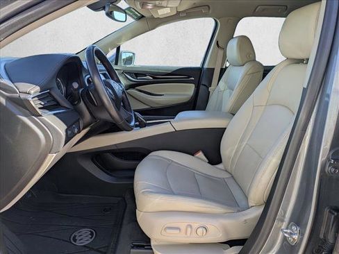 Used 2020 Buick Enclave Essence w/ Sound and Sites Package image 17