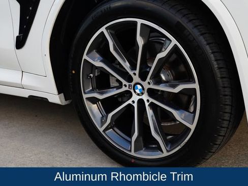 Used 2021 BMW X3 sDrive30i w/ M Sport Package RWD image 17