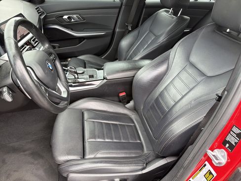 Used 2019 BMW 330i xDrive Sedan w/ Convenience Package AWD/4WD image 16