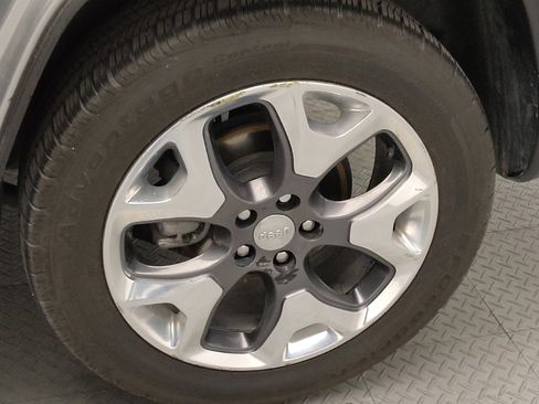 Used 2019 Jeep Compass Limited w/ Safety & Security Group image 31