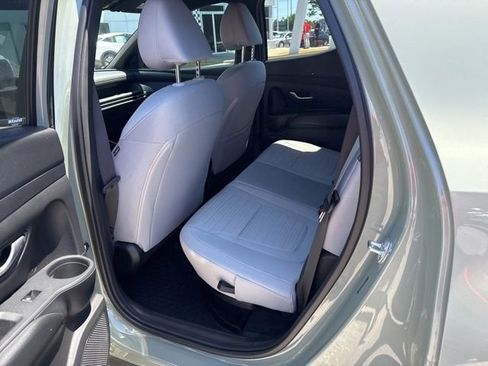 Used 2025 Hyundai Santa Cruz SE FWD image 20