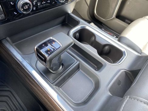 Used 2025 Chevrolet Silverado 1500 RST AWD/4WD image 23