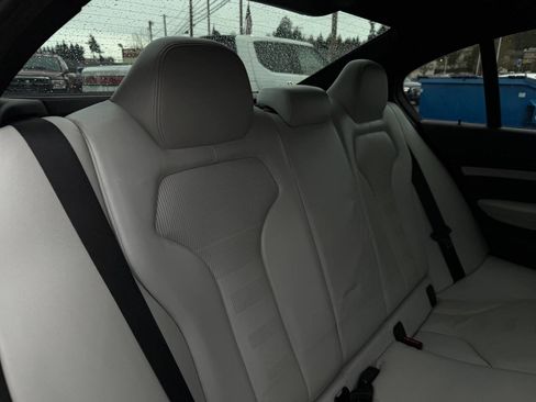 Used 2015 BMW M3 image 22