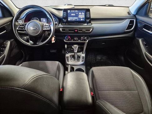 Used 2021 Kia Seltos S FWD image 19